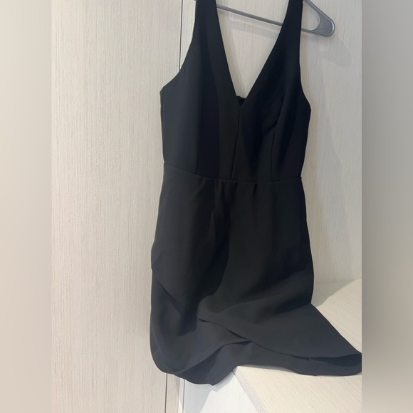 Beautiful dress from Nordstrom - Picture 2 of 2